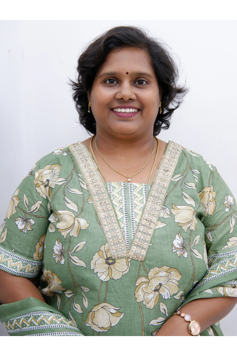 Graceful Cotton Lace Work Salwar Suit with Shawl – Casual & Festive Wear