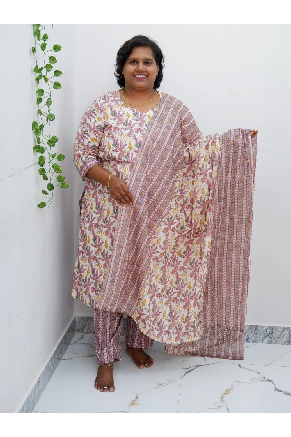 Graceful Cotton Printed Salwar Suit with Shawl – Casual & Festive Wear