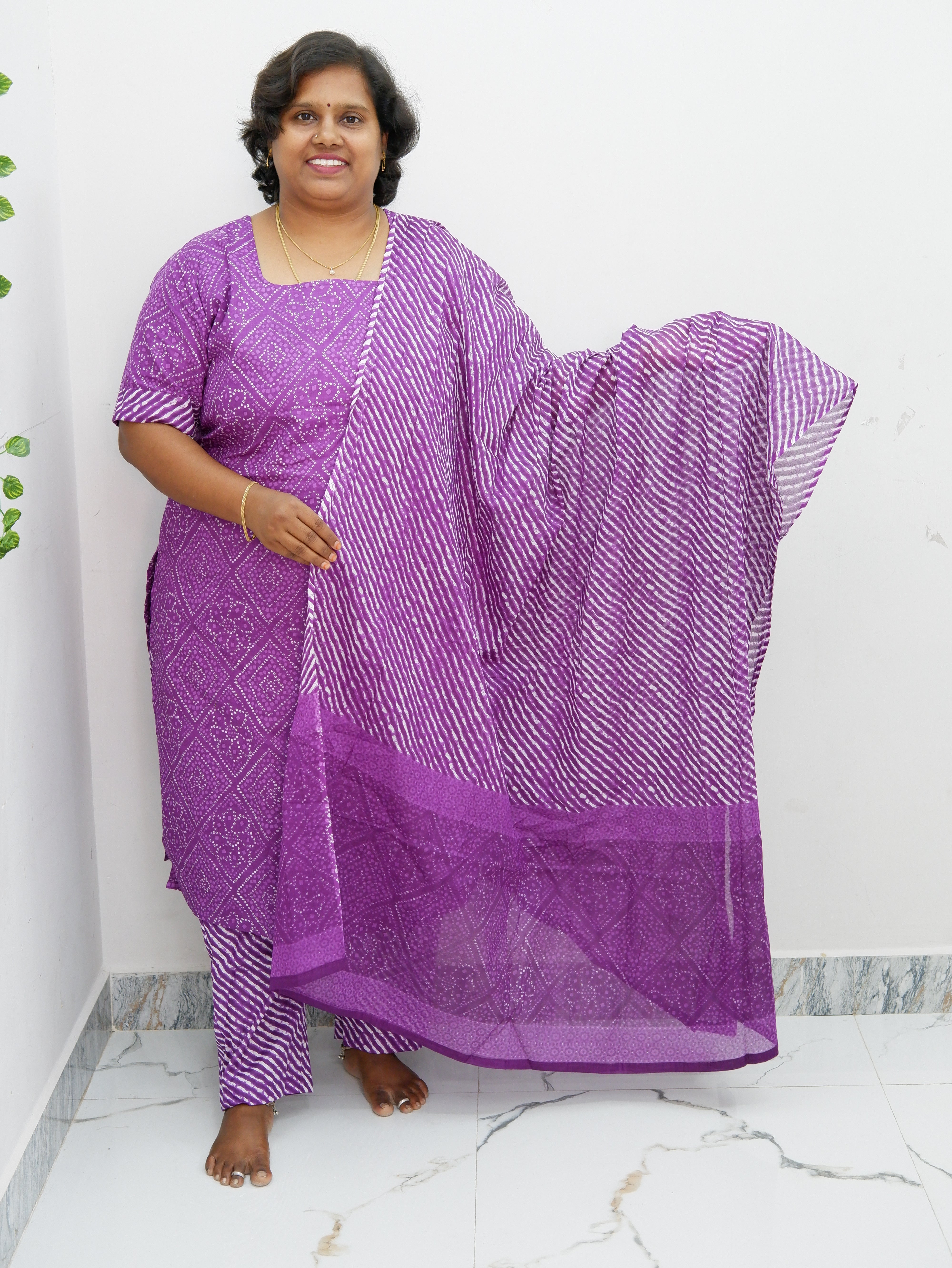 Graceful Cotton Printed Salwar Suit with Shawl – Casual & Festive Wear