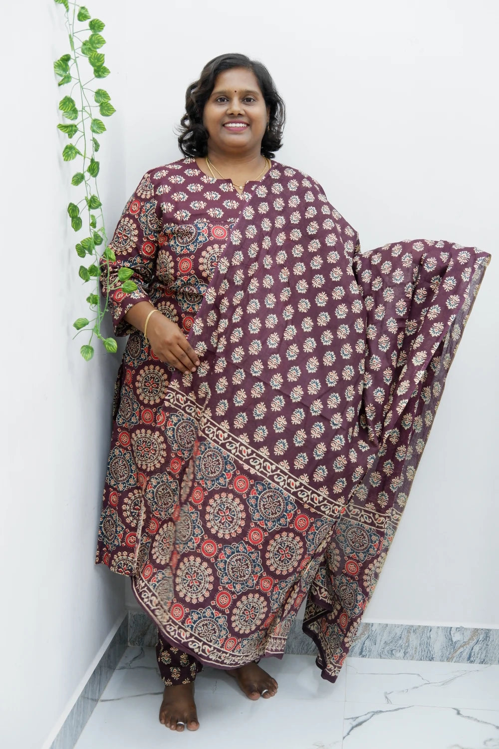 Graceful Cotton Printed Salwar Suit with Shawl – Casual & Festive Wear