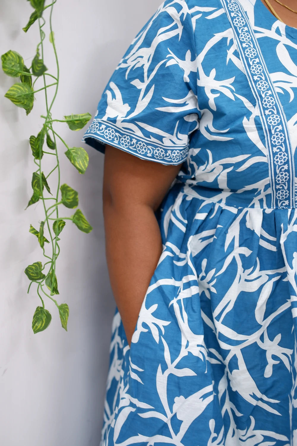 Midi Frock with Back Knot & Front Zip Jyothi Cotton Nighty