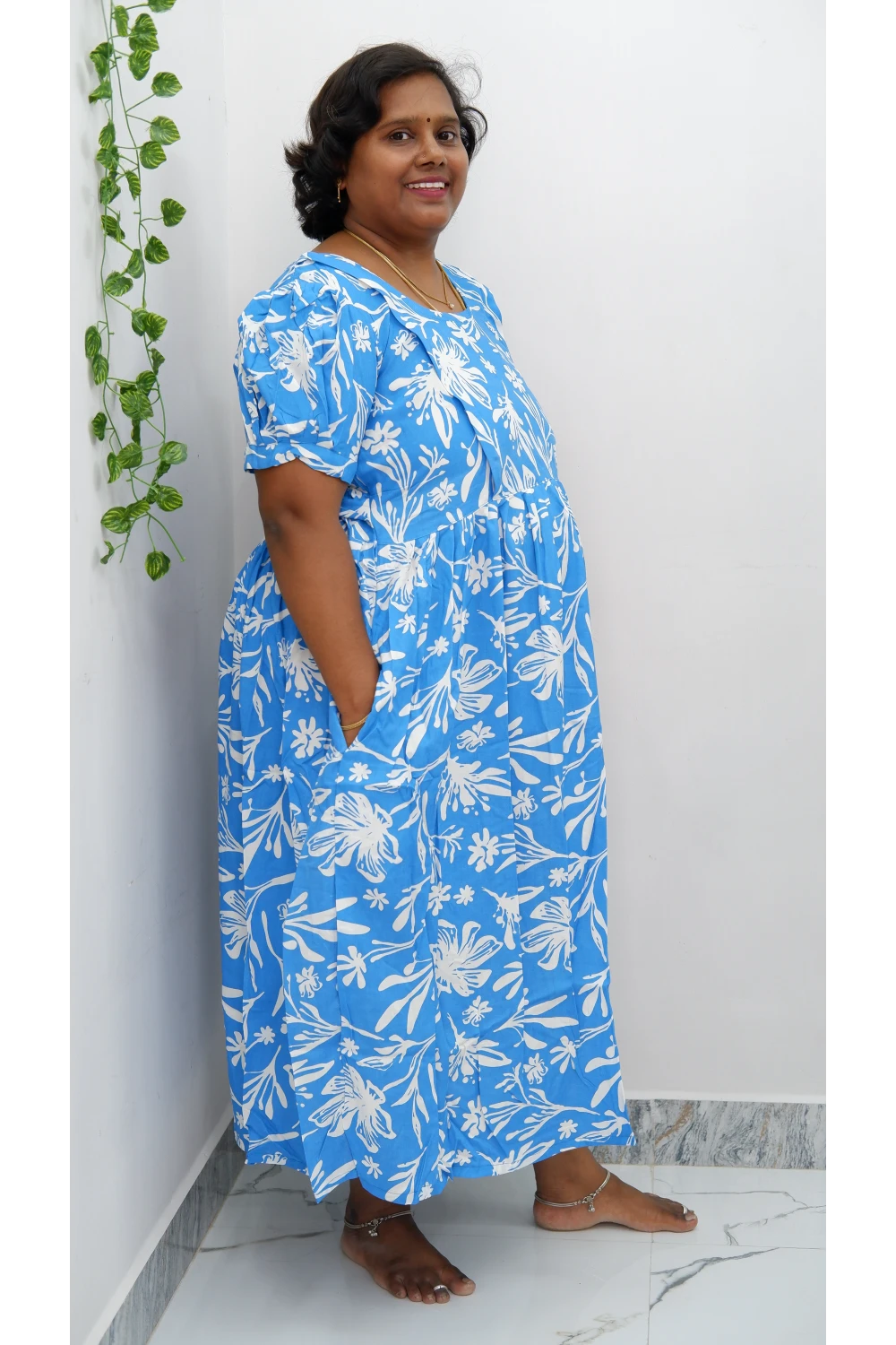 Luxury Feeding Kurti with Side Zip – Stylish & Practical Maternity Wear