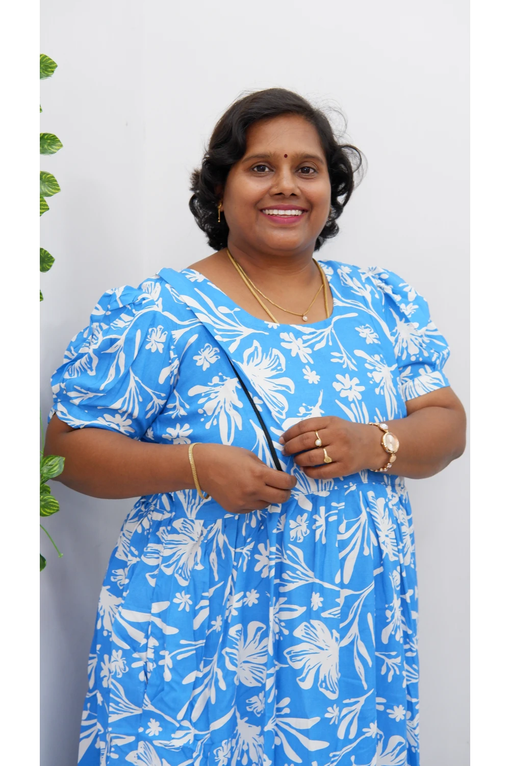 Luxury Feeding Kurti with Side Zip – Stylish & Practical Maternity Wear