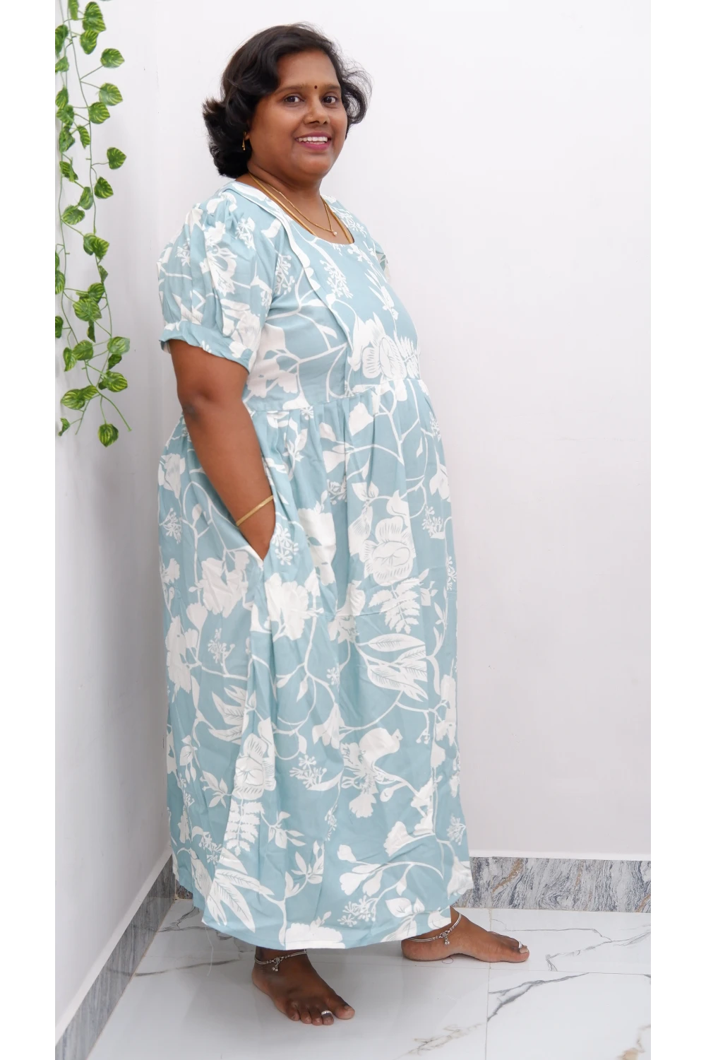 Luxury Feeding Kurti with Side Zip – Stylish & Practical Maternity Wear