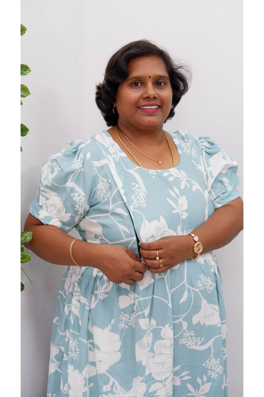 Luxury Feeding Kurti with Side Zip – Stylish & Practical Maternity Wear
