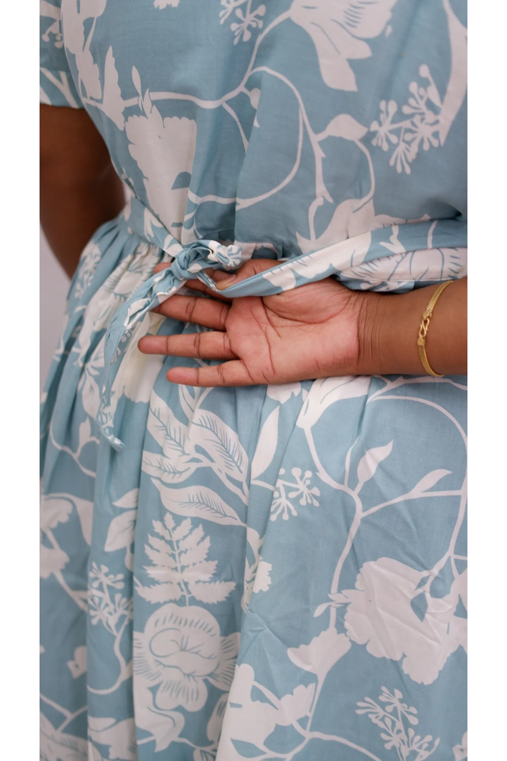 Luxury Feeding Kurti with Side Zip – Stylish & Practical Maternity Wear