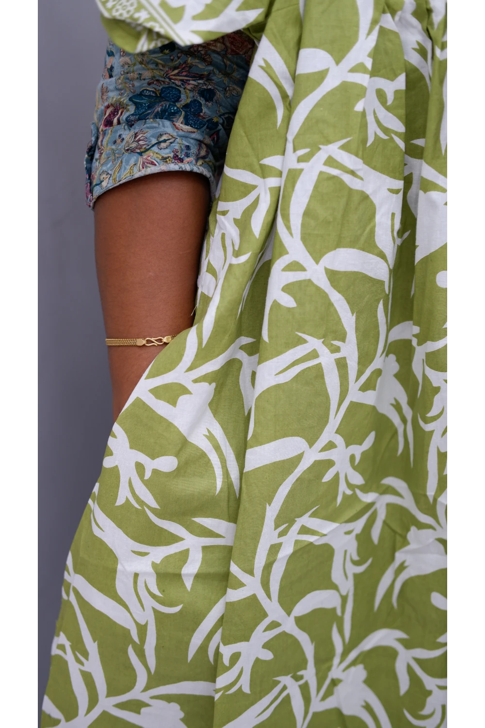 Plus Size Elegant Zip Nighty – Jyothi Cotton Breeze