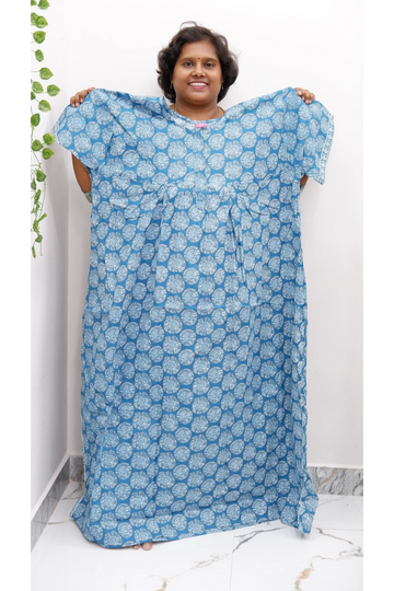 Plus Size Elegant Zip Nighty – Jyothi Cotton Breeze