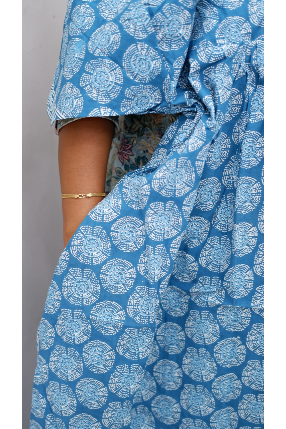 Plus Size Elegant Zip Nighty – Jyothi Cotton Breeze