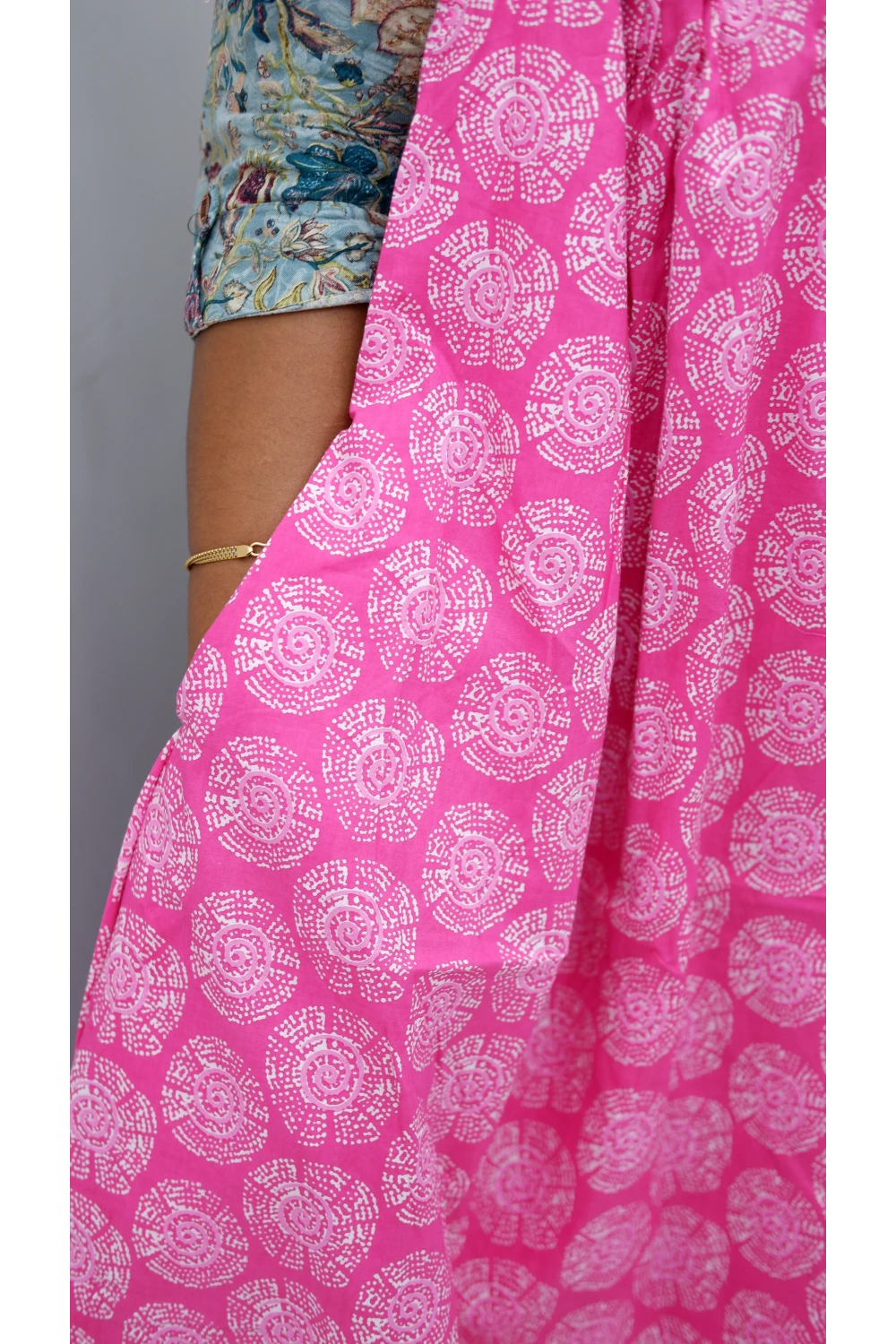 Plus Size Elegant Zip Nighty – Jyothi Cotton Breeze