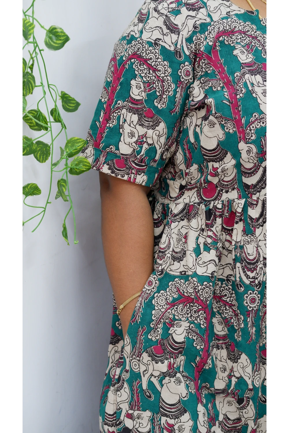 Kalamkari Printed Midi Kurti – Stylish Frock Design for Women