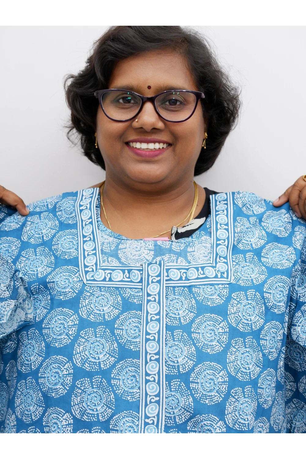 Plus Size Elegant Zip Nighty – Jyothi Cotton Breeze