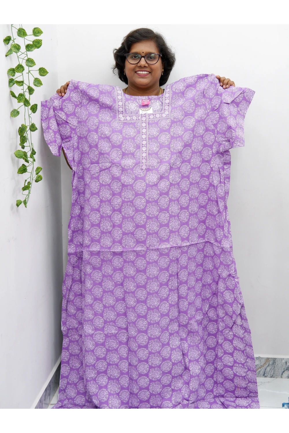 Plus Size Elegant Zip Nighty – Jyothi Cotton Breeze