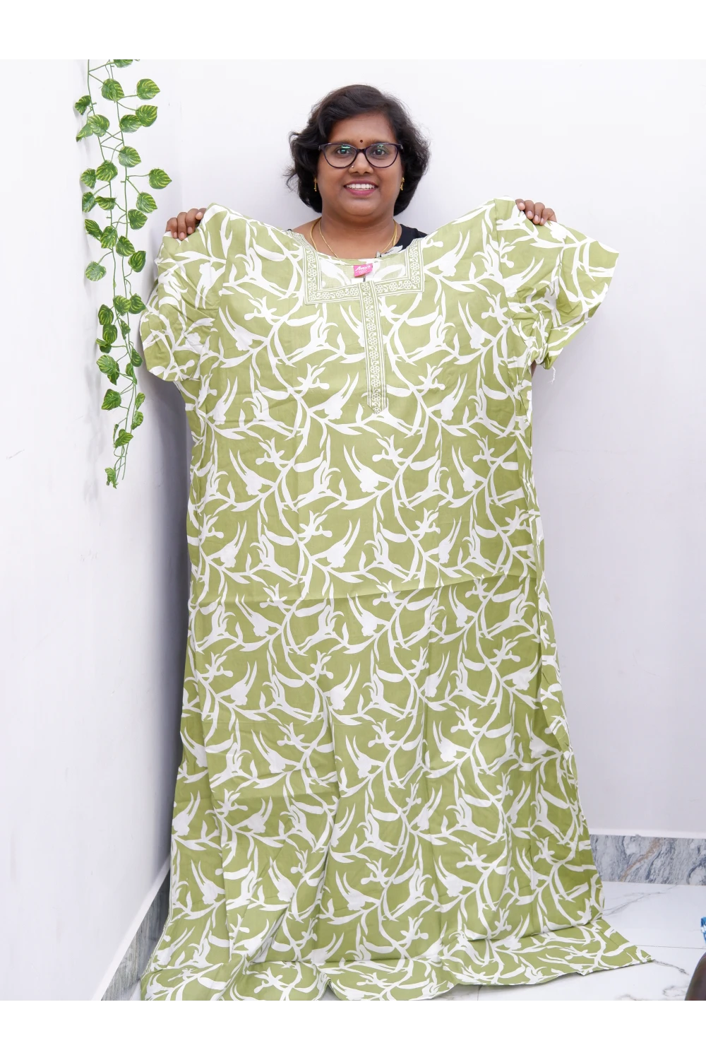 Plus Size Elegant Zip Nighty – Jyothi Cotton Breeze