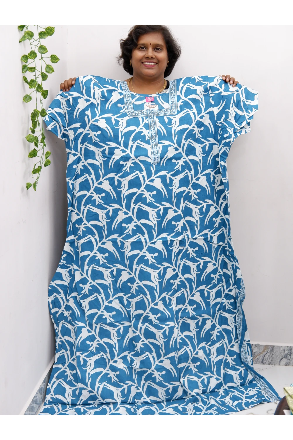 Plus Size Elegant Zip Nighty – Jyothi Cotton Breeze