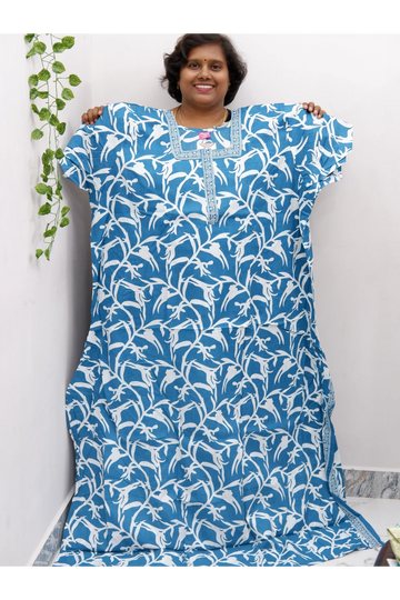 Plus Size Elegant Zip Nighty – Jyothi Cotton Breeze