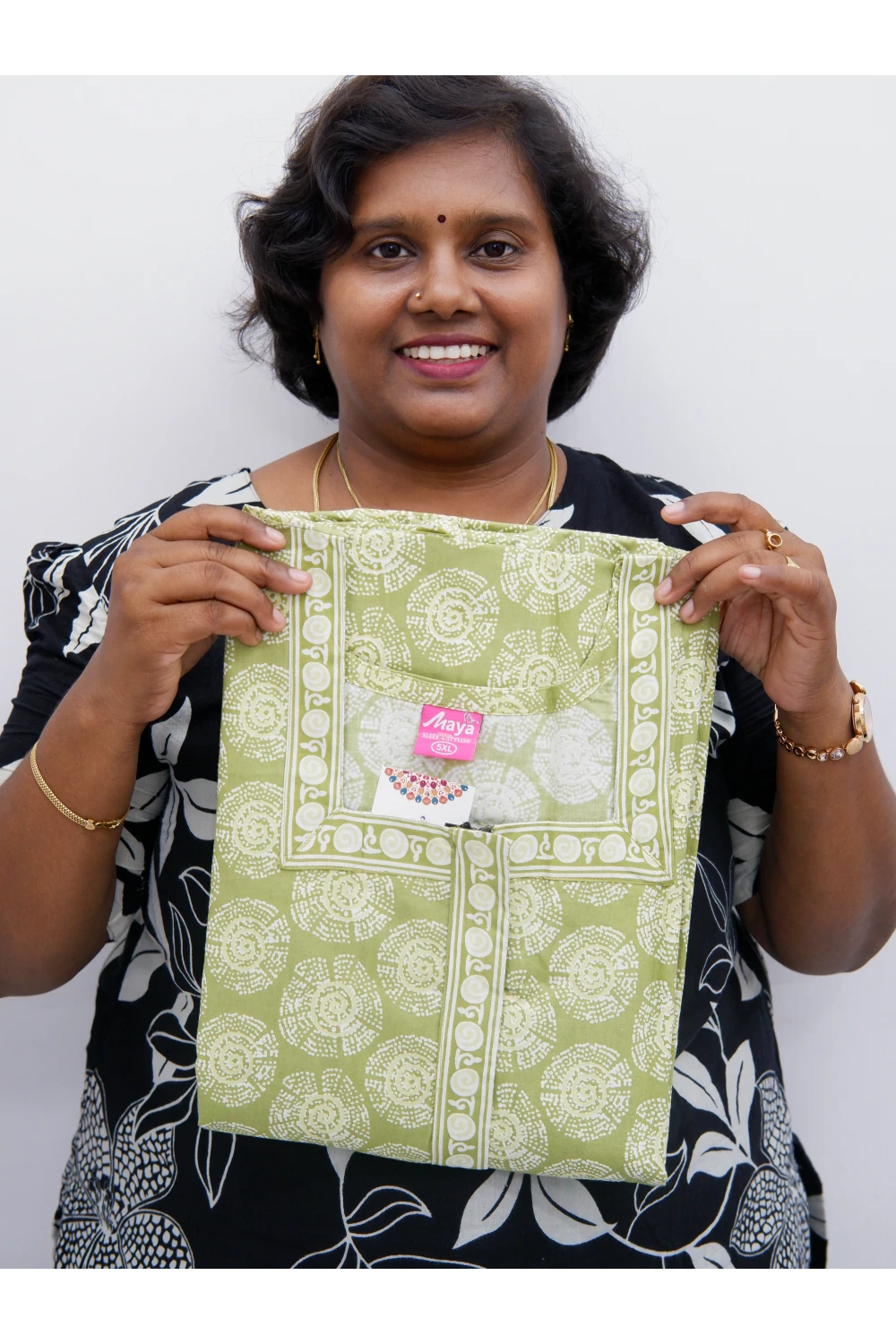 Plus Size Elegant Zip Nighty – Jyothi Cotton Breeze
