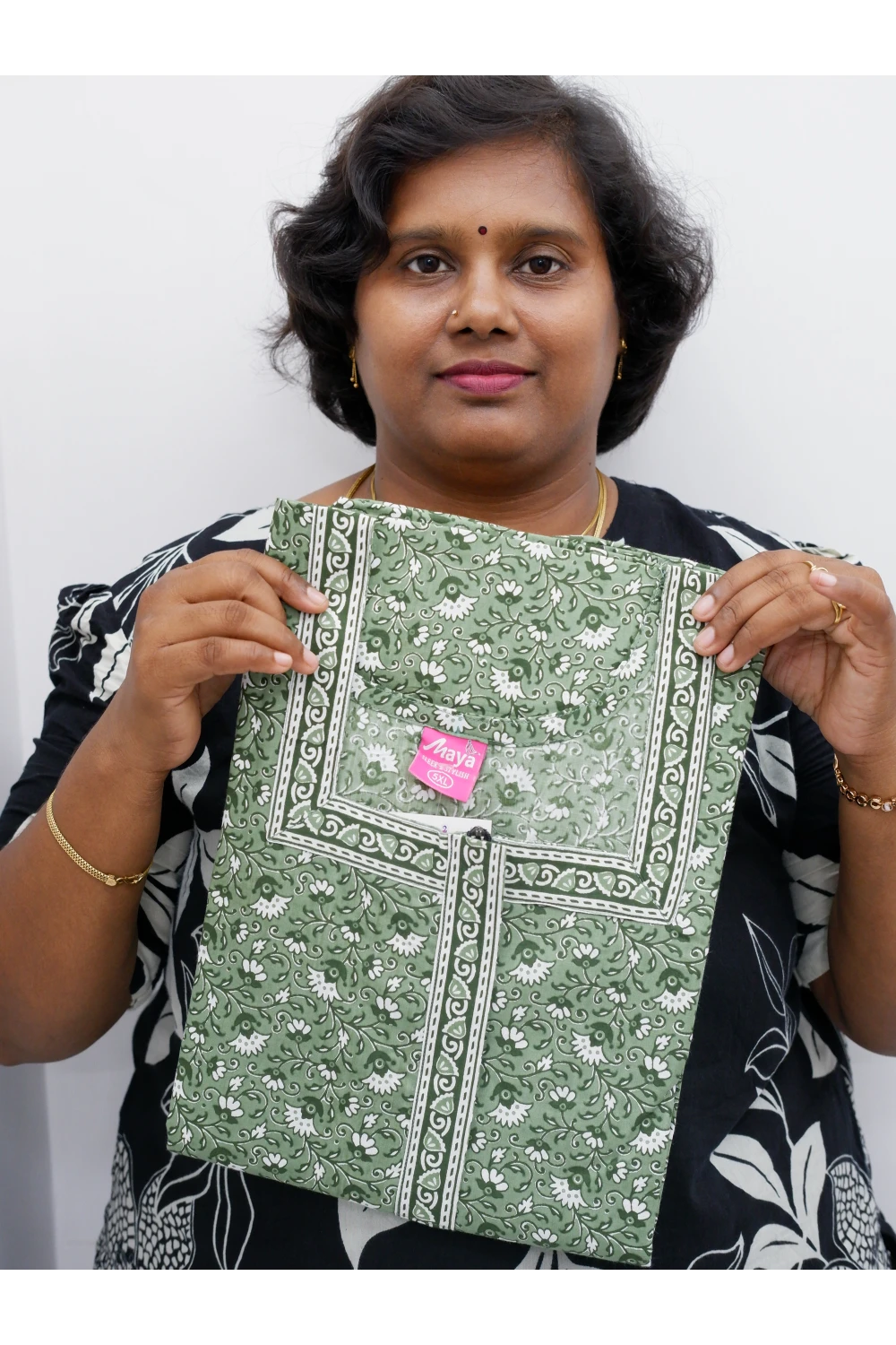 Plus Size Elegant Zip Nighty – Jyothi Cotton Breeze