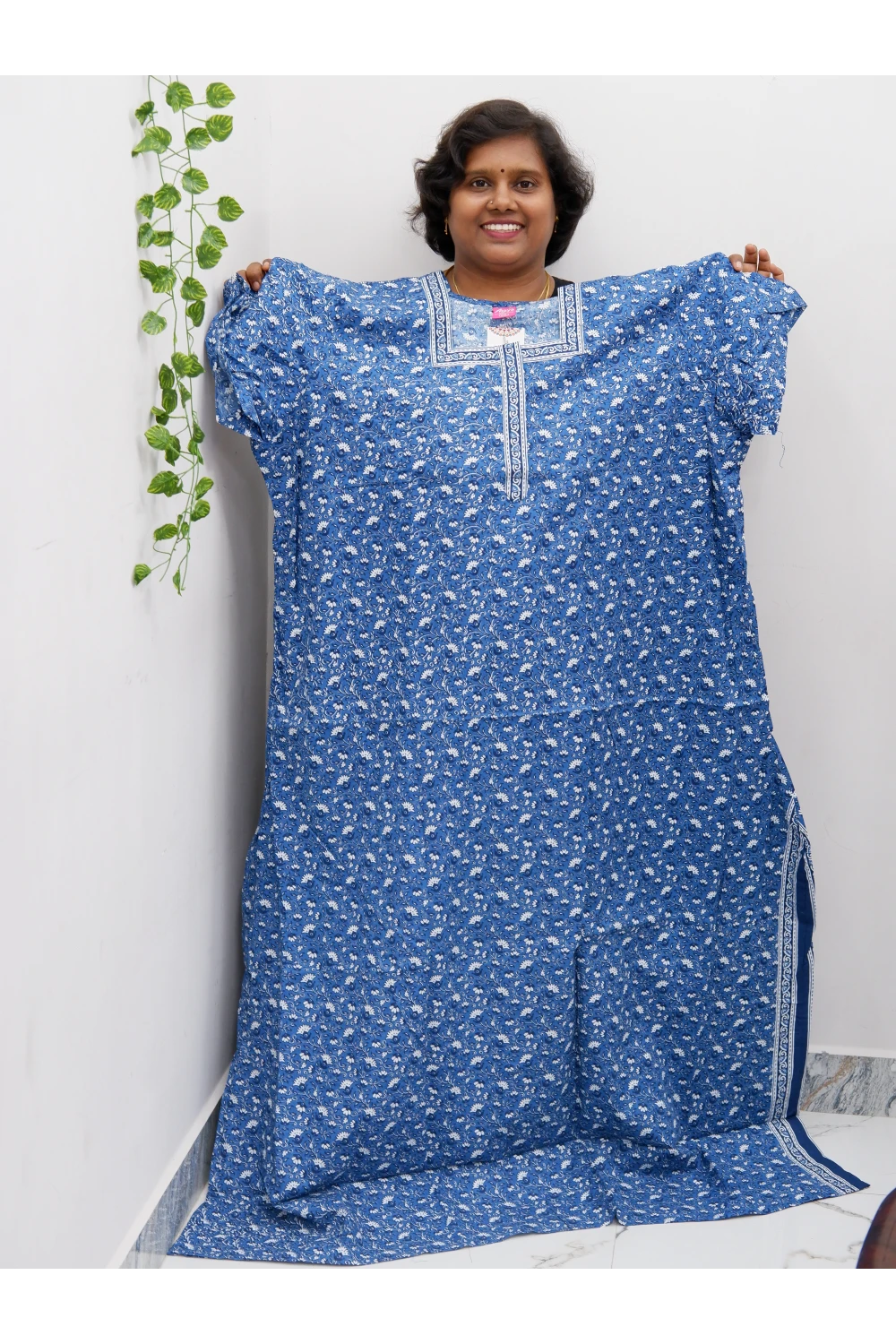 Plus Size Elegant Zip Nighty – Jyothi Cotton Breeze