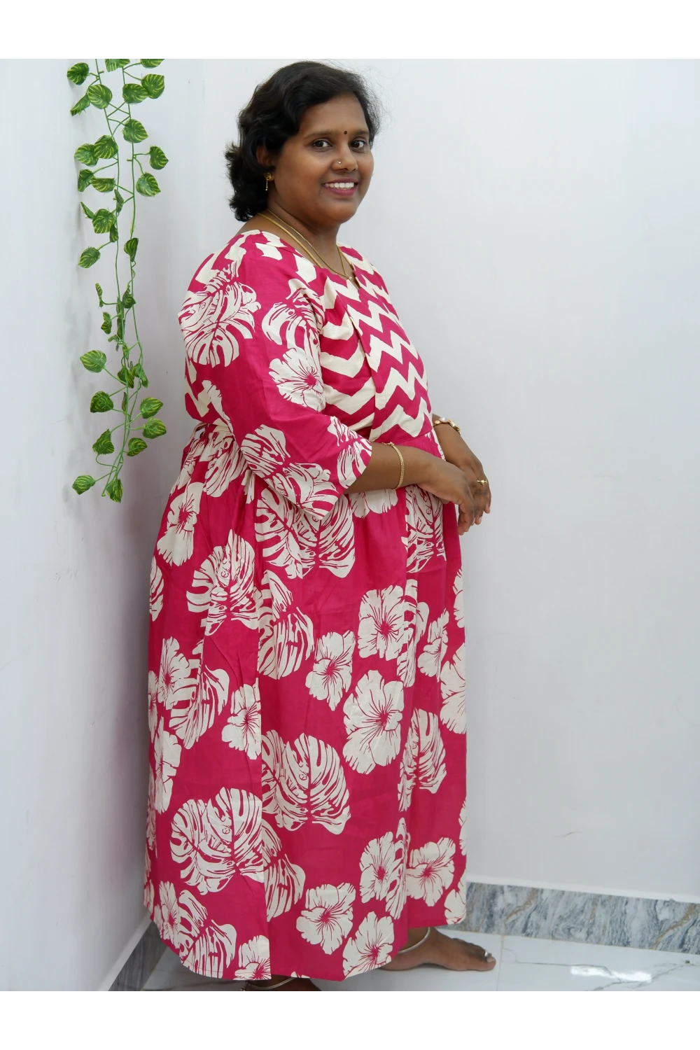 Luxury Feeding Cotton Kurti with Side Zip – Stylish & Practical Maternity Wear
