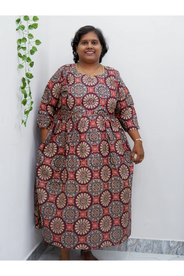 Luxury Feeding Cotton Kurti with Side Zip – Stylish & Practical Maternity Wear