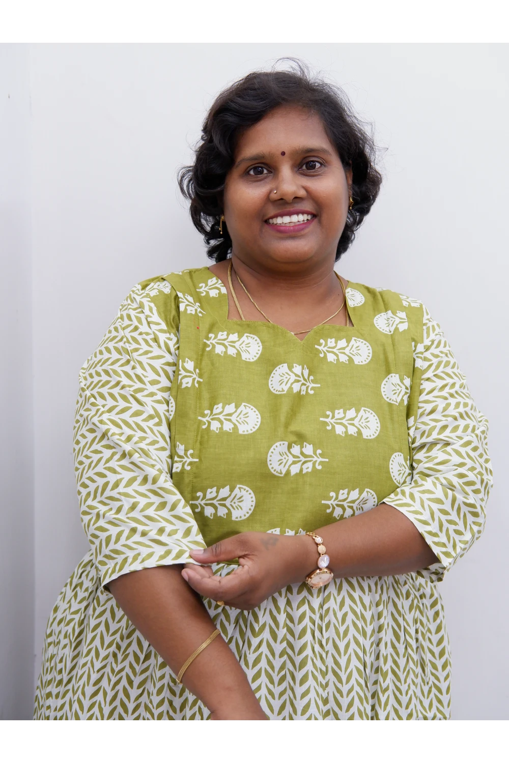 Luxury Feeding Cotton Kurti with Side Zip – Stylish & Practical Maternity Wear