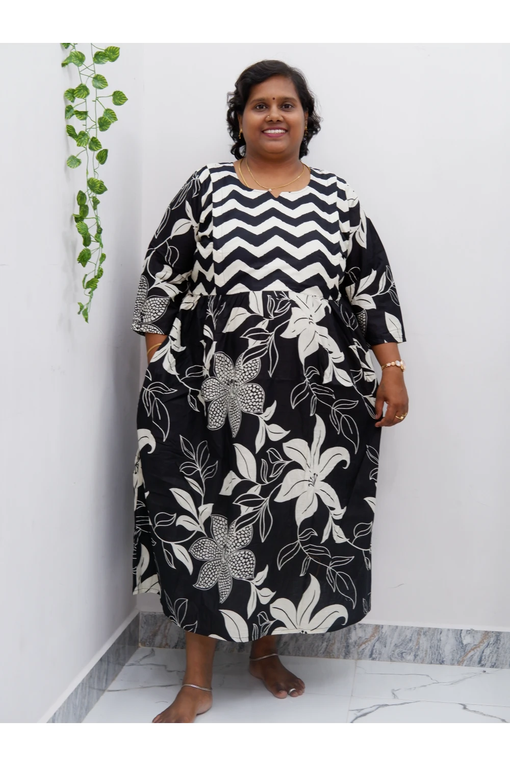 Luxury Feeding Cotton Kurti with Side Zip – Stylish & Practical Maternity Wear