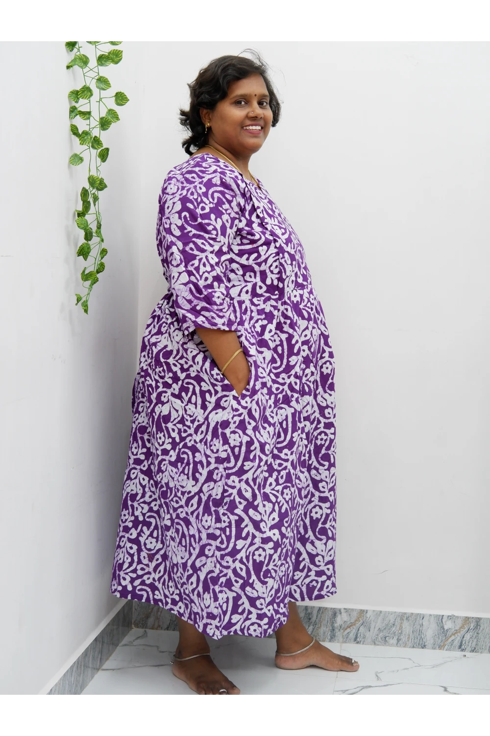 Luxury Feeding Cotton Kurti with Side Zip – Stylish & Practical Maternity Wear