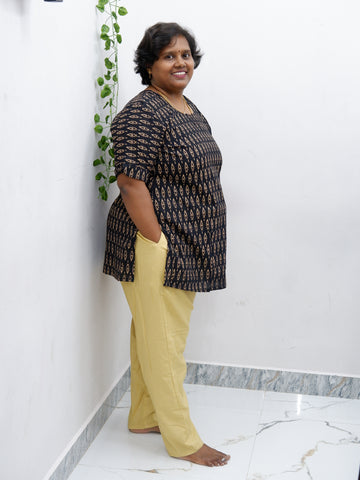 Solid Cotton Straight Pant – Easy & Relaxed Fit