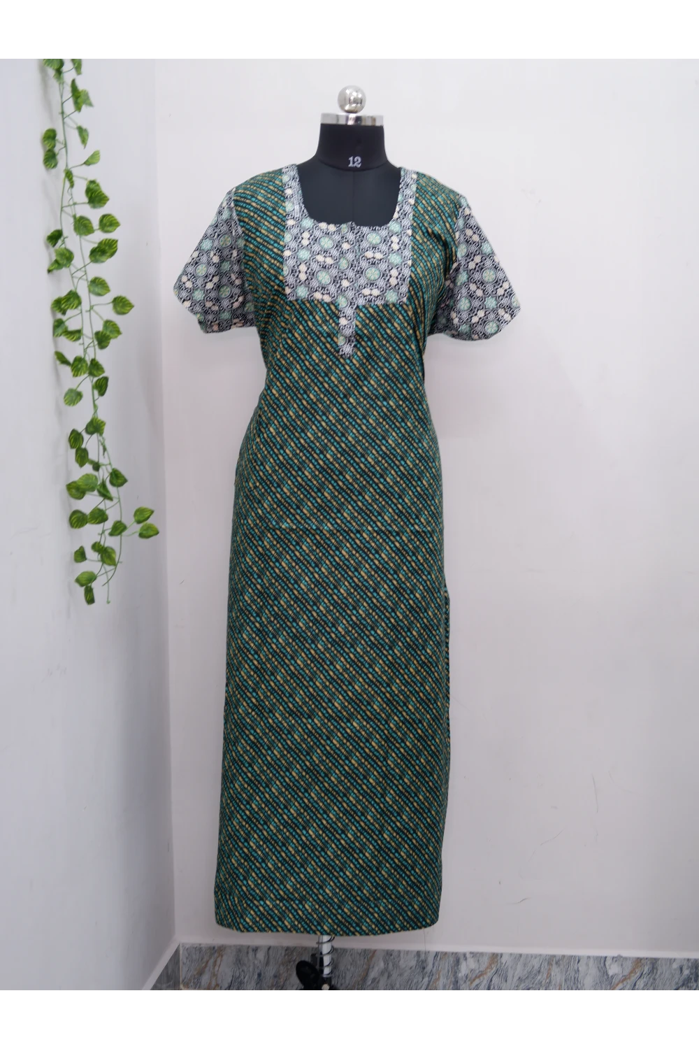 Elegant Zip-Front Pure Cotton Nighty