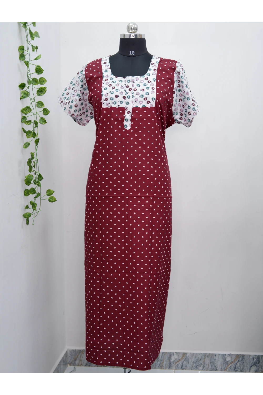 Elegant Zip-Front Pure Cotton Nighty