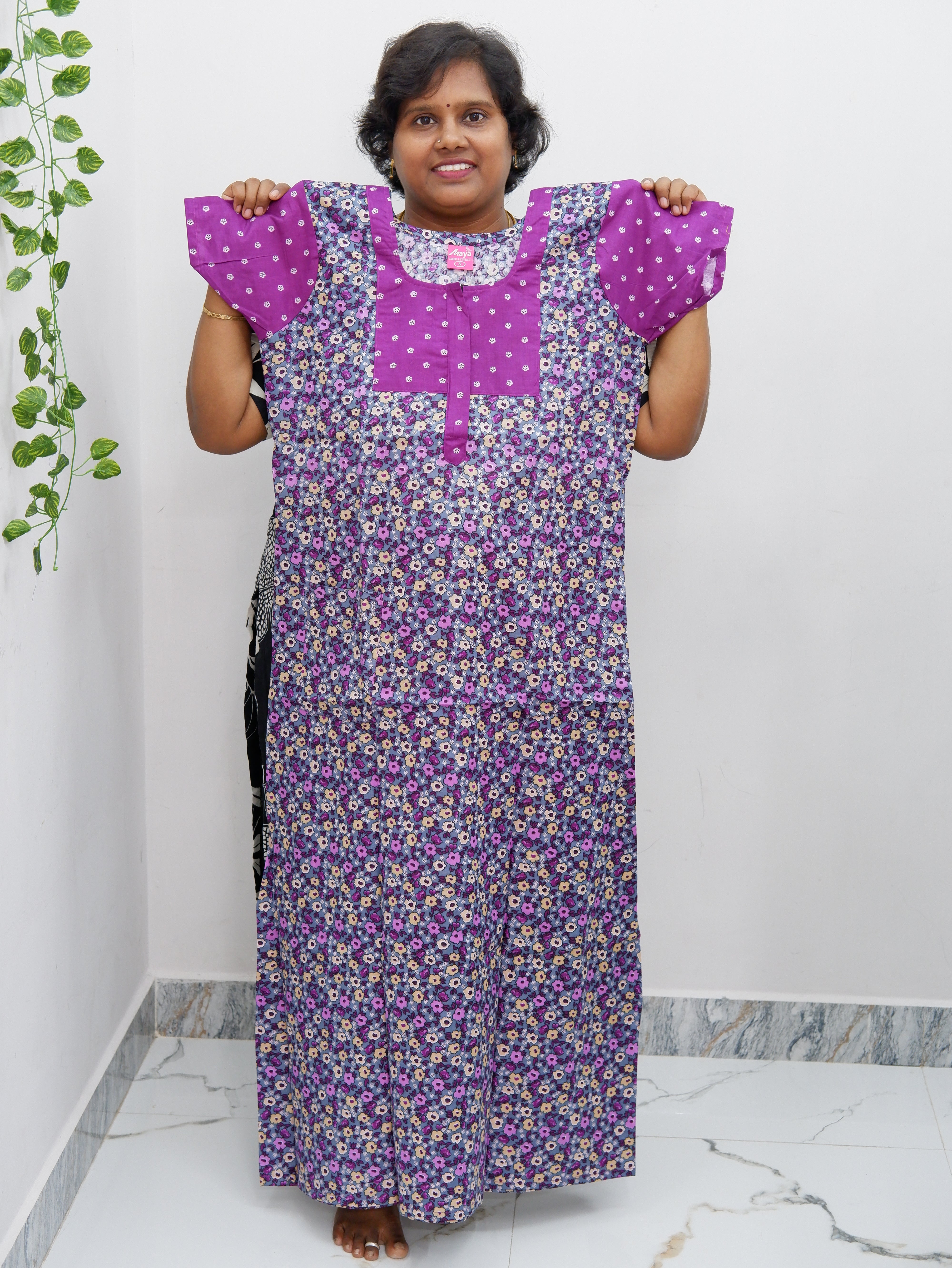 Elegant Zip-Front Pure Cotton Nighty