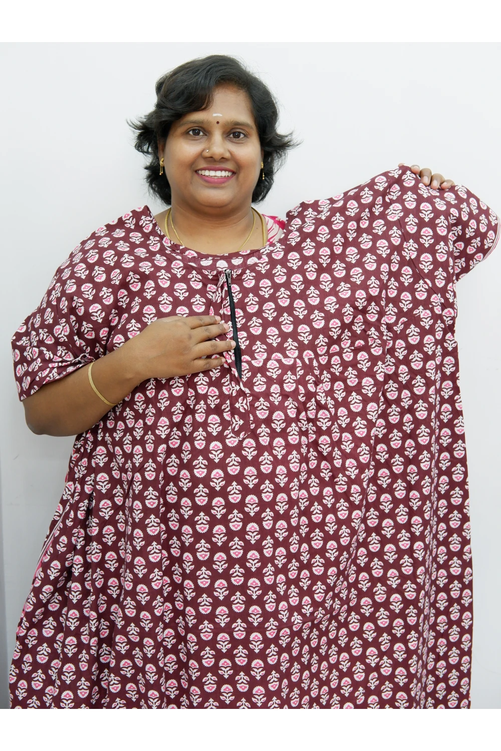 Plus Size Elegant Zip Nighty – Jyothi Cotton Breeze