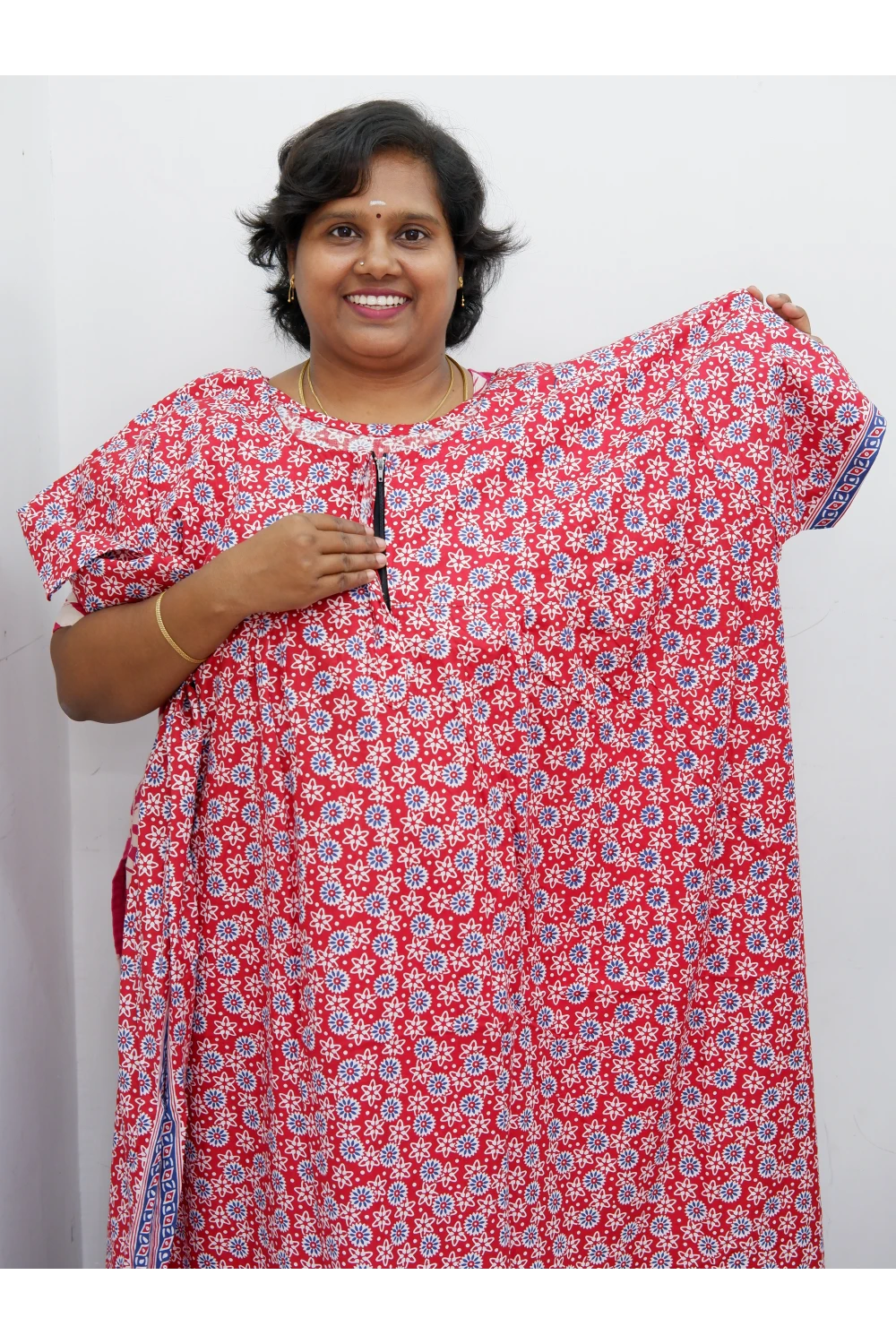 Plus Size Elegant Zip Nighty – Jyothi Cotton Breeze
