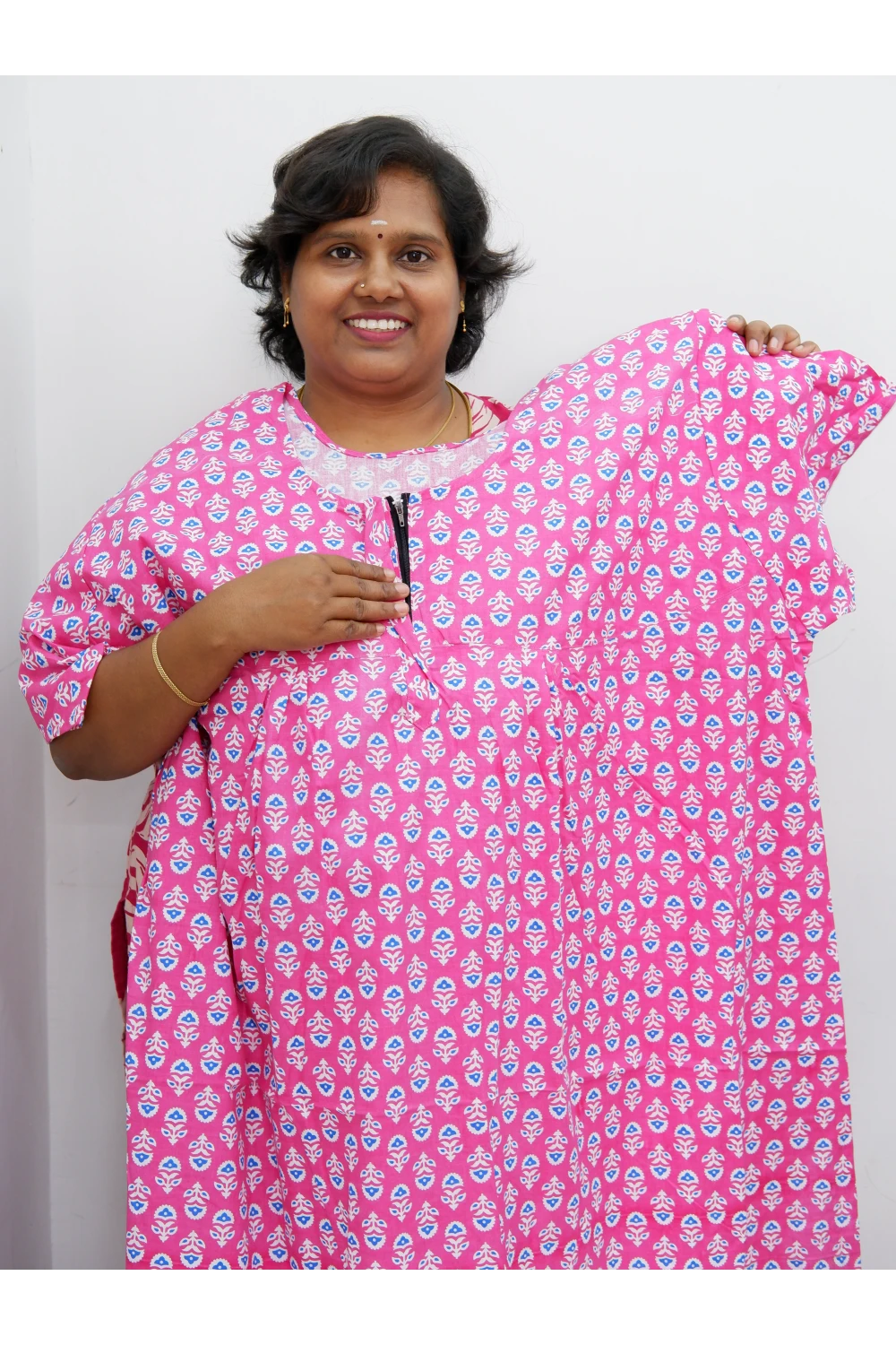 Plus Size Elegant Zip Nighty – Jyothi Cotton Breeze