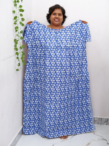 Plus Size Elegant Zip Nighty – Jyothi Cotton Breeze