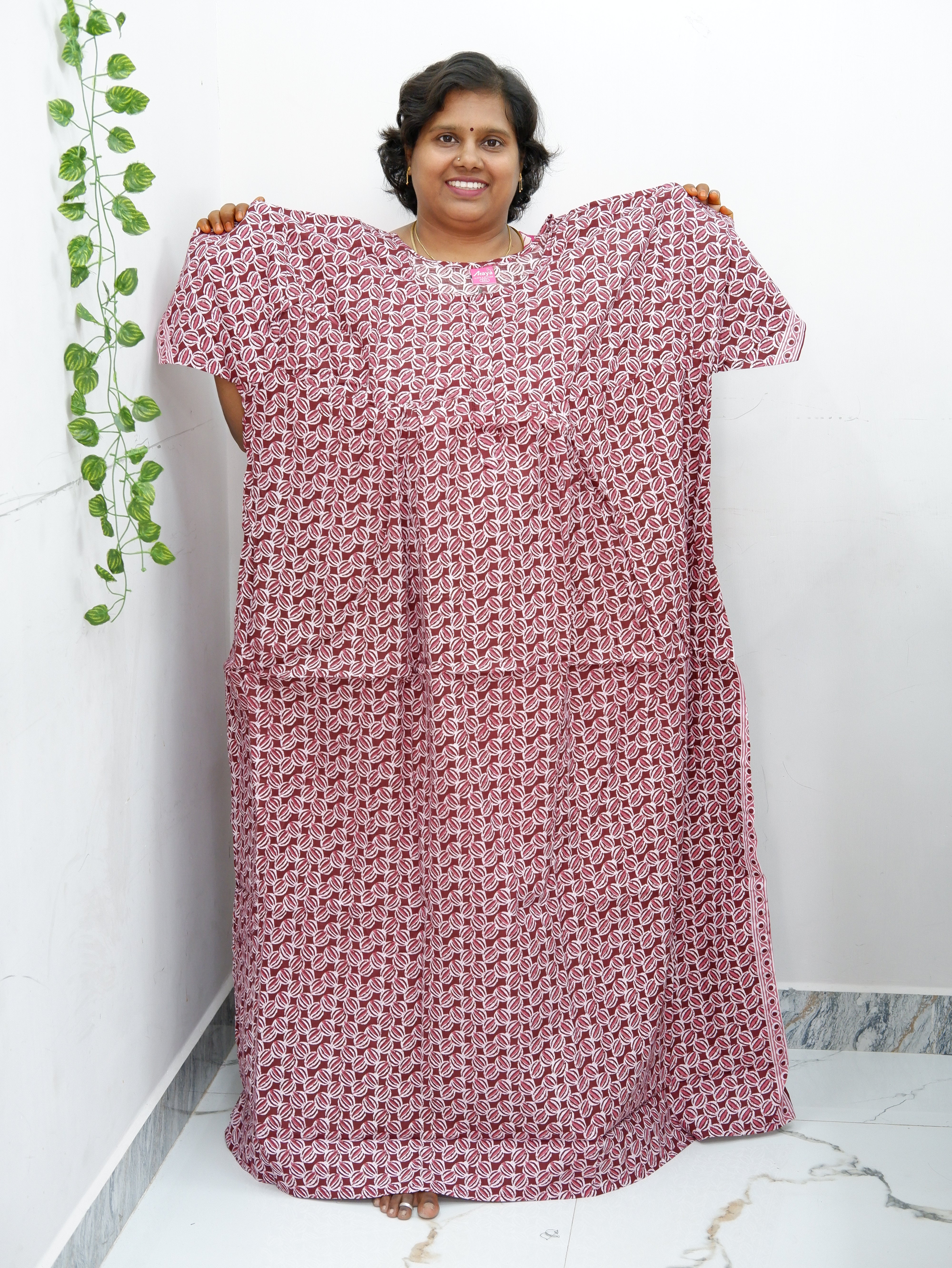 Plus Size Elegant Zip Nighty – Jyothi Cotton Breeze