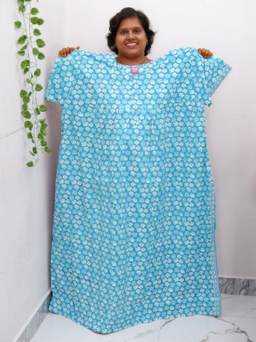 Plus Size Elegant Zip Nighty – Jyothi Cotton Breeze