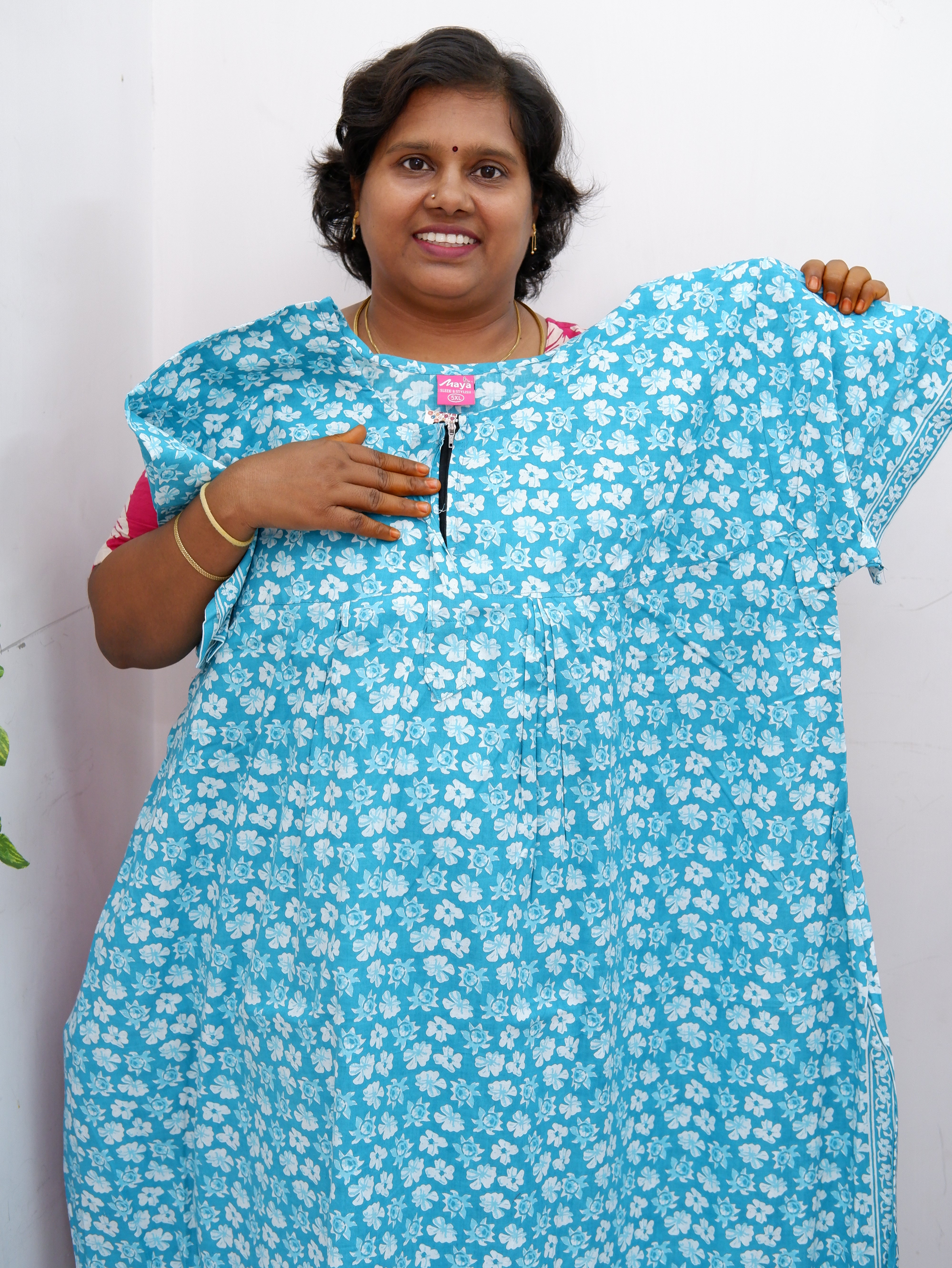 Plus Size Elegant Zip Nighty – Jyothi Cotton Breeze