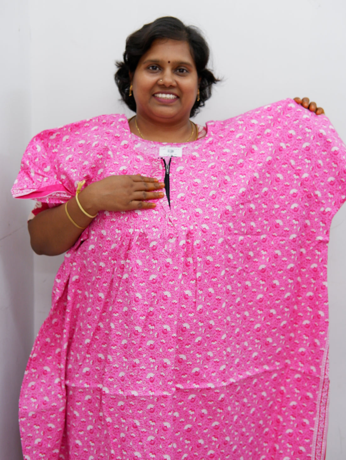 Plus Size Elegant Zip Nighty – Jyothi Cotton Breeze