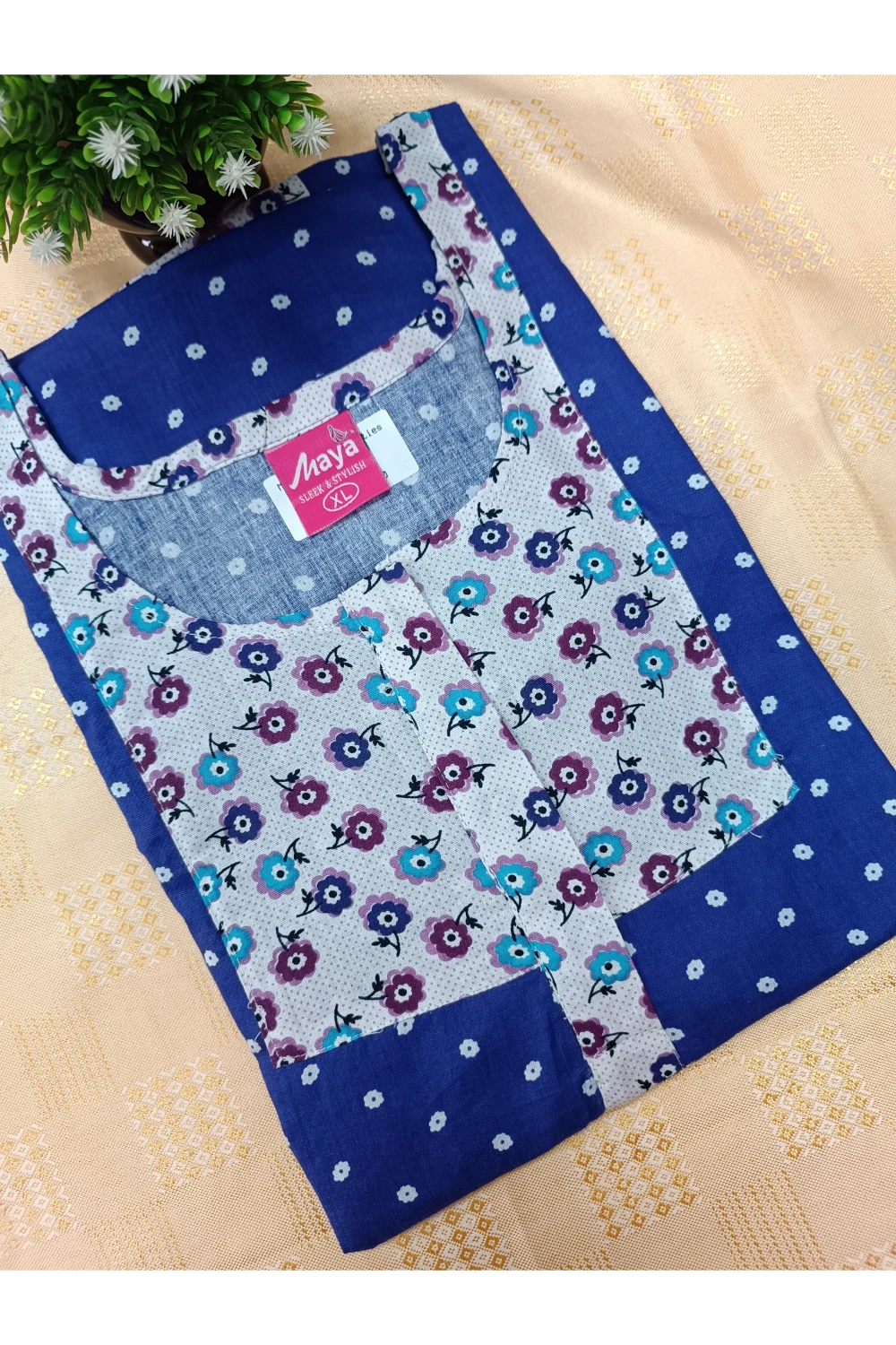 Elegant Zip-Front Pure Cotton Nighty