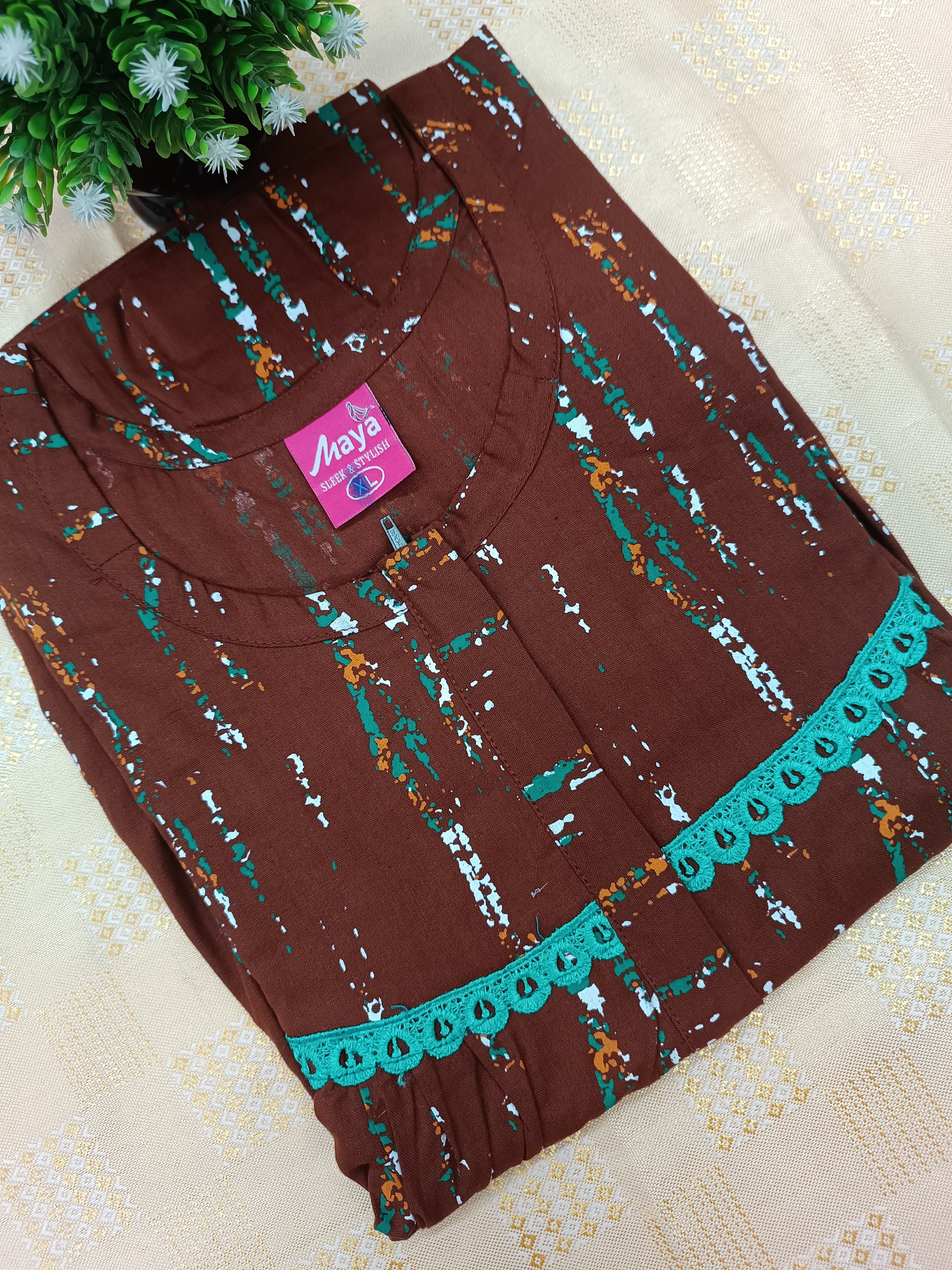 Elegant Zip-Front Pure Cotton Nighty