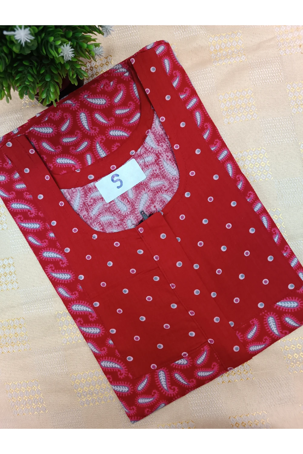 Elegant Zip-Front Pure Cotton Nighty