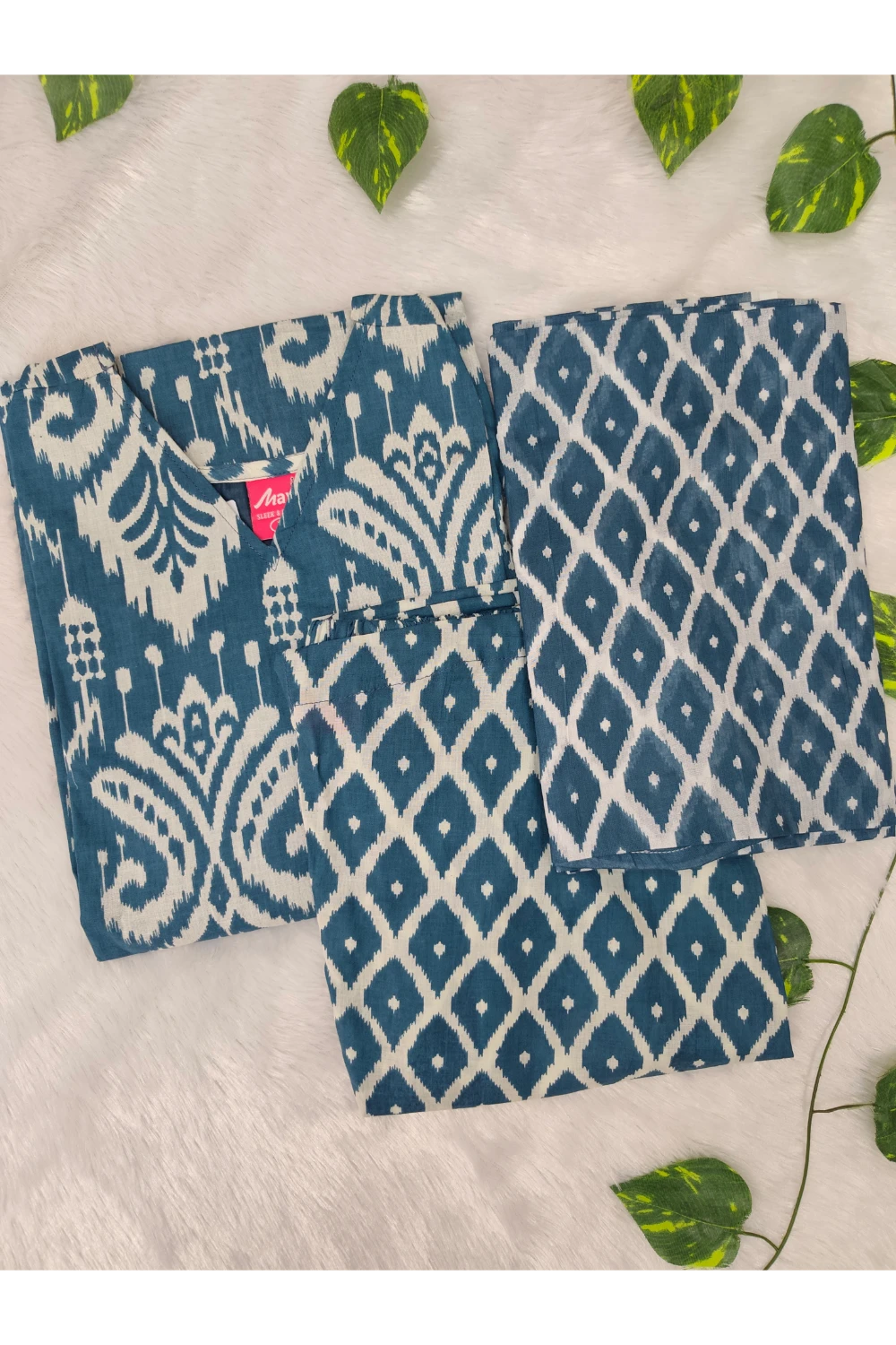 Graceful Cotton Printed Salwar Suit with Shawl – Casual & Festive Wear
