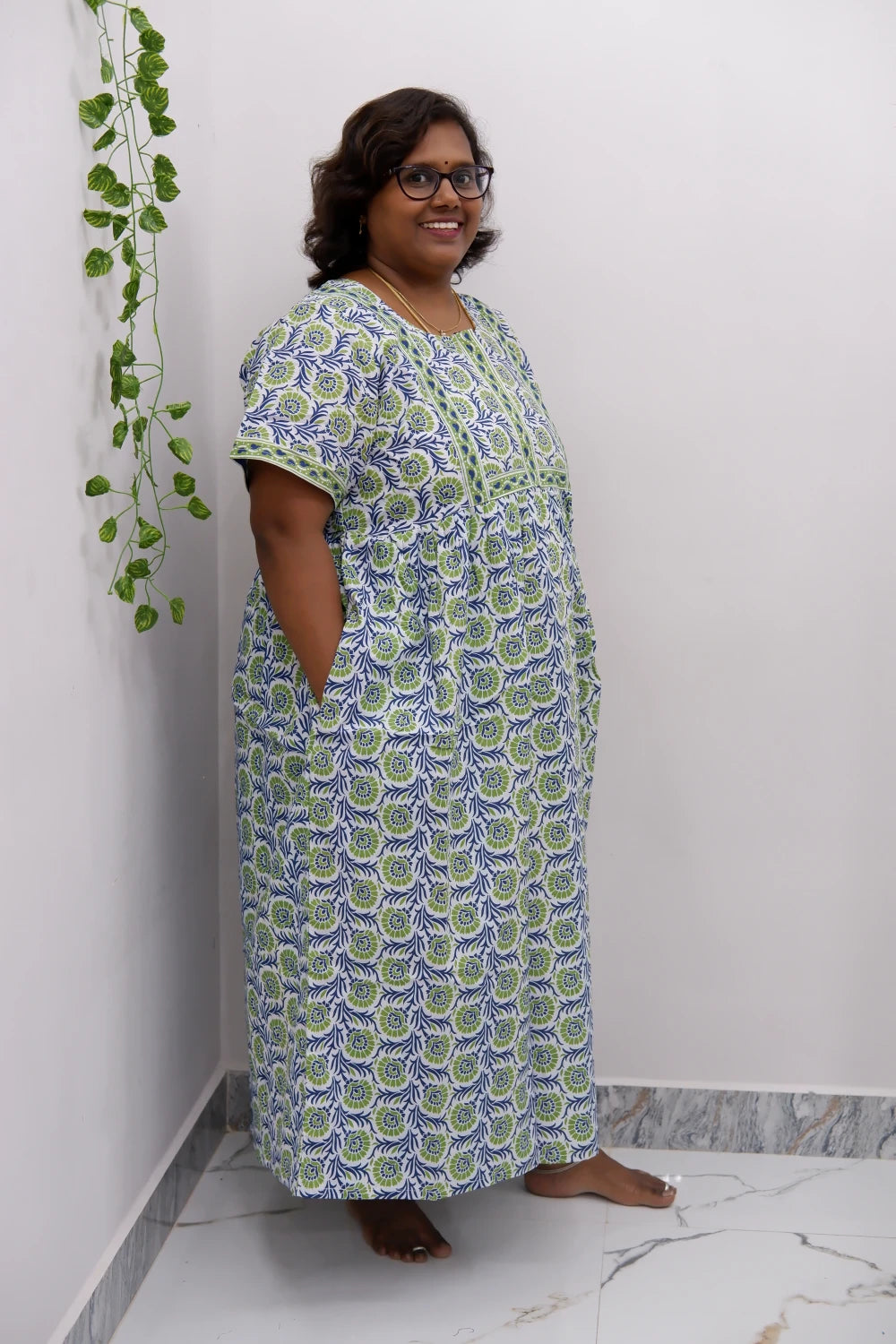 Midi Frock with Back Knot & Front Zip Jyothi Cotton Nighty