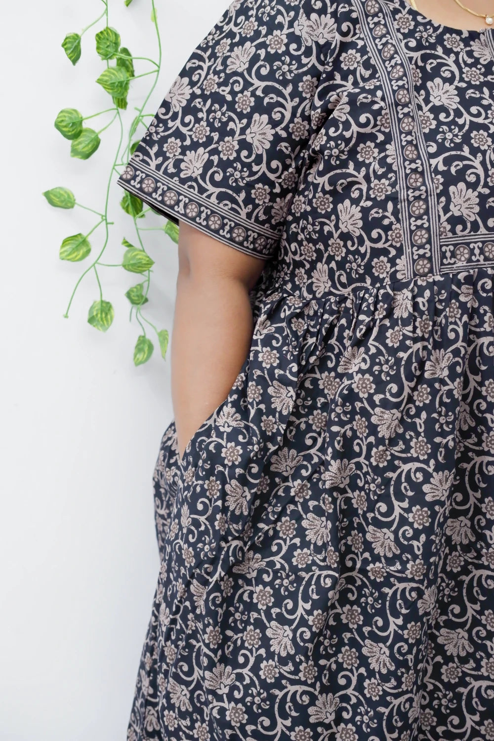 Midi Frock with Back Knot & Front Zip Jyothi Cotton Nighty
