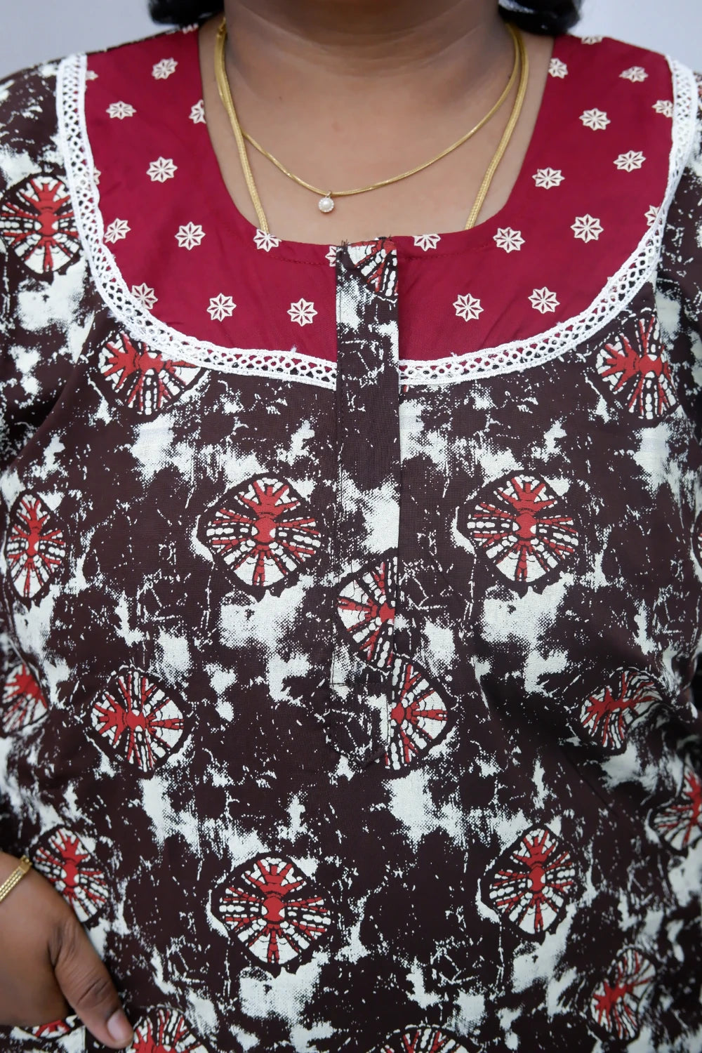 Elegant Zip-Front Pure Cotton Nighty