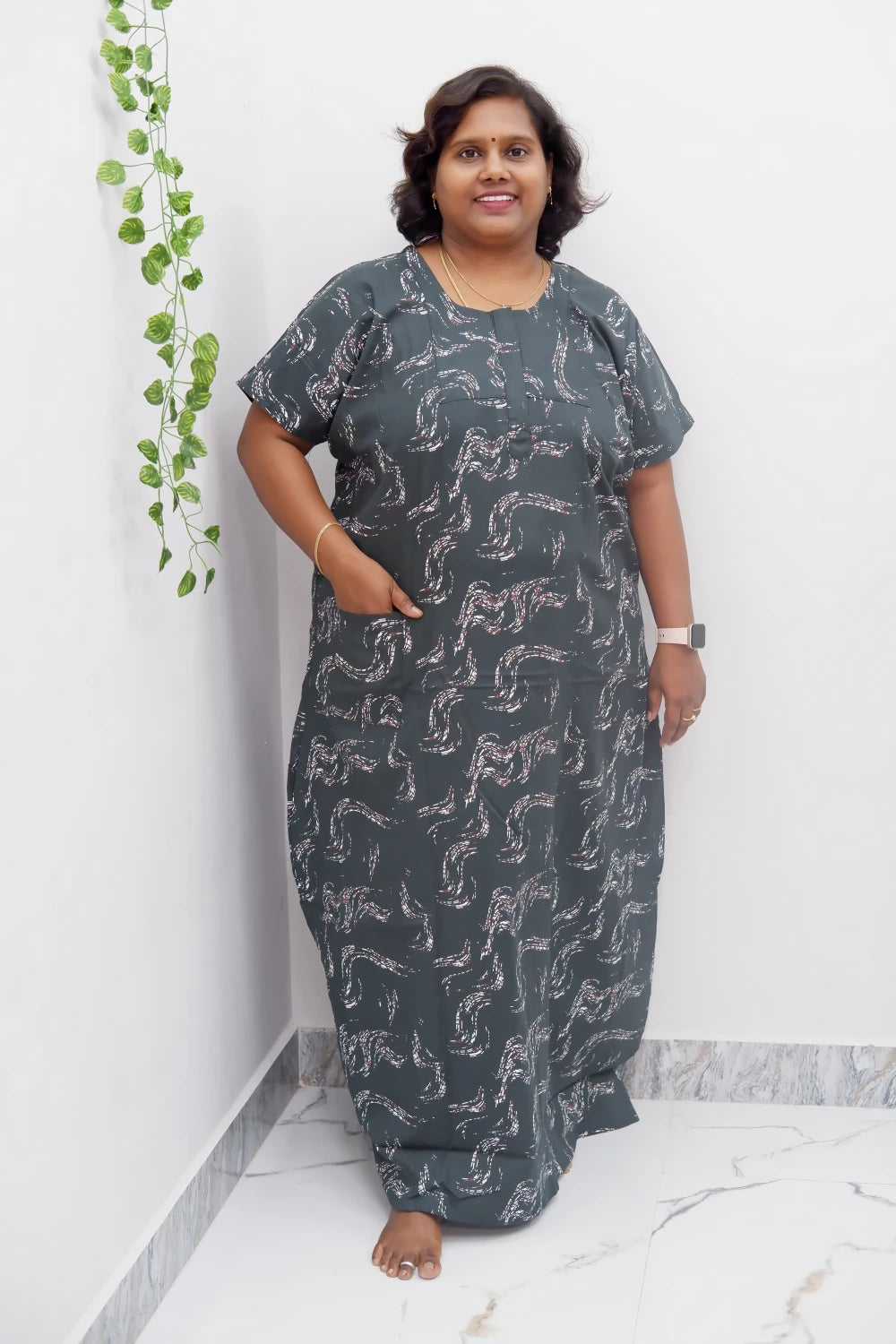 Elegant Zip-Front Pure Cotton Nighty