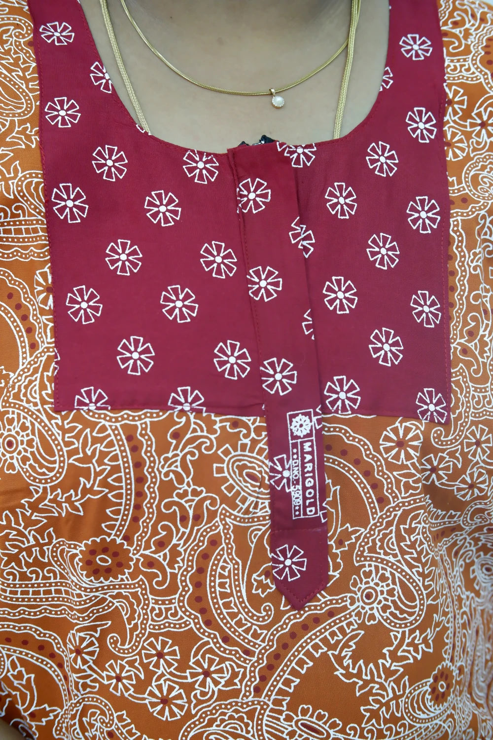 Elegant Zip-Front Pure Cotton Nighty