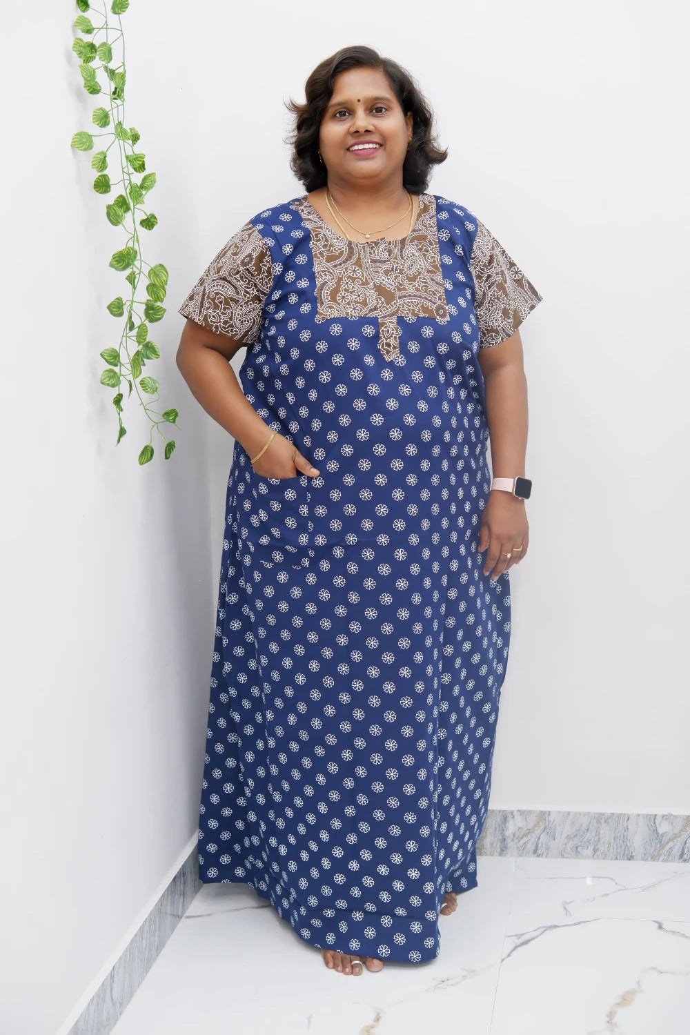 Elegant Zip-Front Pure Cotton Nighty